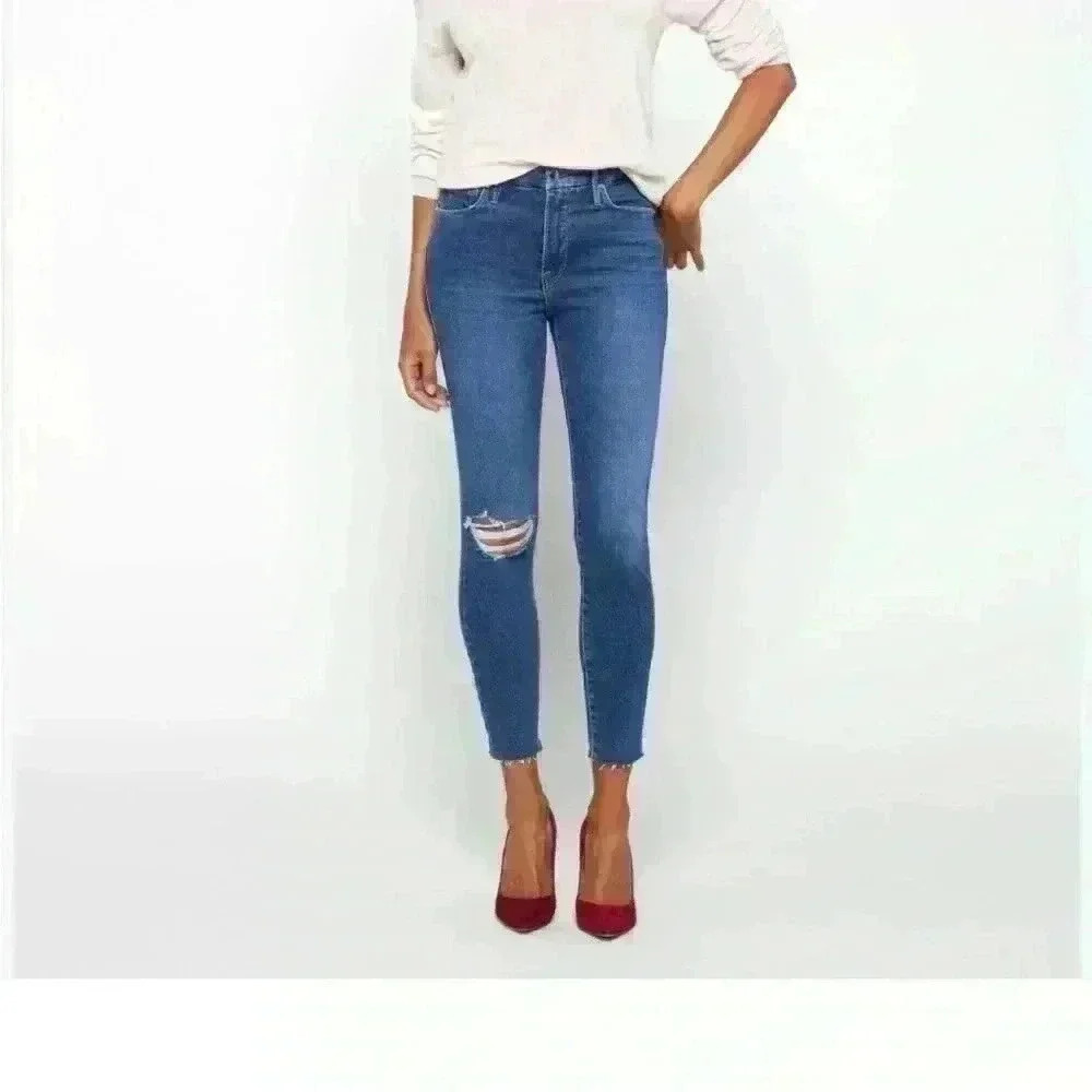 NWT Good American Good Legs cropped jeans
